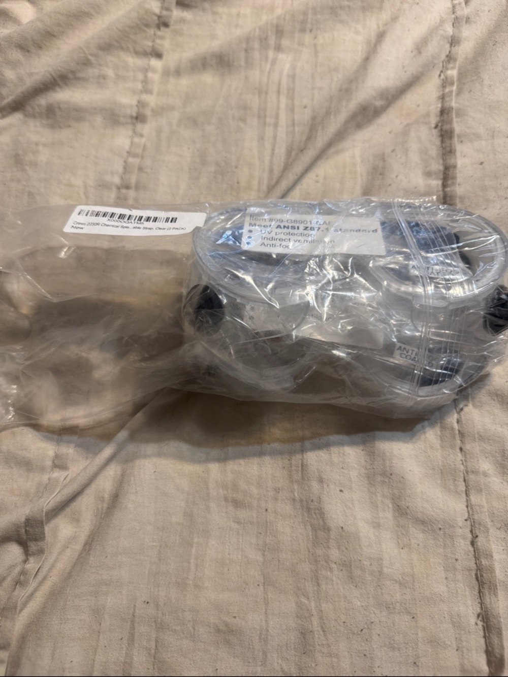 Set of 2 Clear Safety Goggles in Plastic Packaging